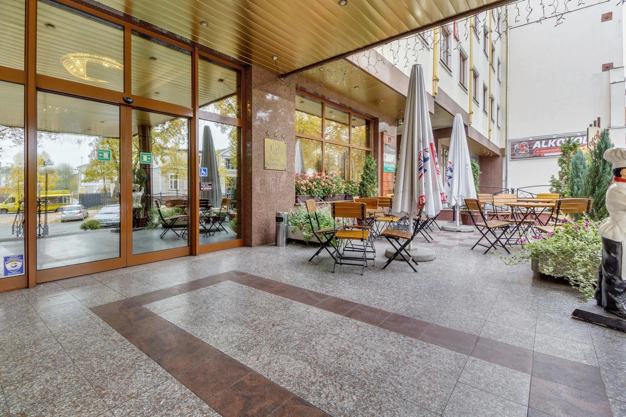 Hotel Mazowiecki Tomaszów Mazowiecki Dış mekan fotoğraf